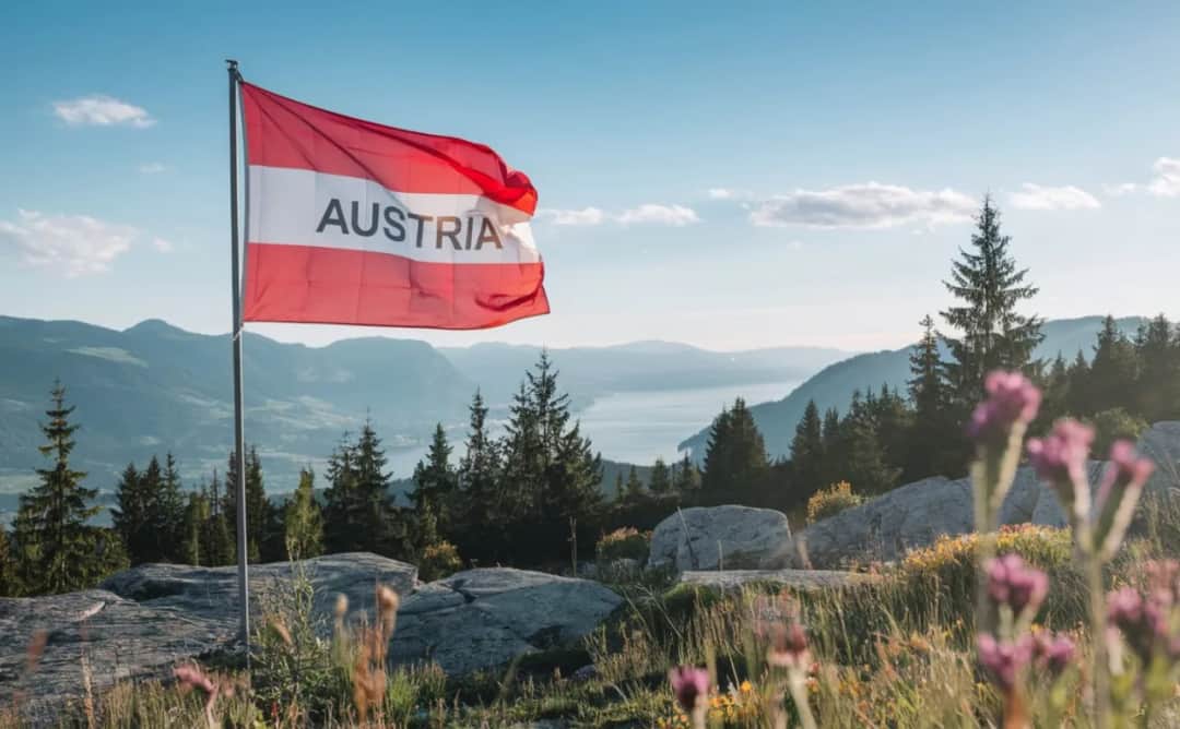 Ile zarabia elektryk w Austrii? Stawki brutto, koszty życia i formalności